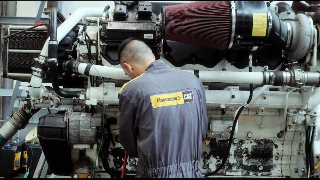 La industria española acumula más de 100.000 vacantes sin cubrir por falta de talento, según Finanzauto