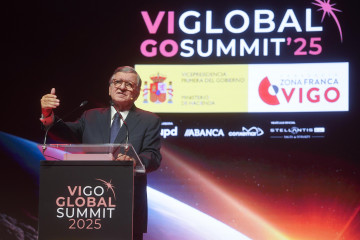 El expresidente de la Comisio´n Europea, José Manuel Durão Barroso, participa en la Vigo Global Summit, a 12 de noviembre de 2025, en Vigo, Pontevedra, Galicia (España). El Vigo Global Summit es u