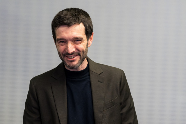 Archivo - El ministro de Derechos Sociales y Agenda 2030, Pablo Bustinduy