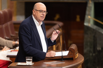 Archivo - El diputado del PSOE José Zaragoza interviene durante una sesión plenaria en el Congreso de los Diputados, a 23 de septiembre de 2025, en Madrid (España).El congreso debate la toma en con