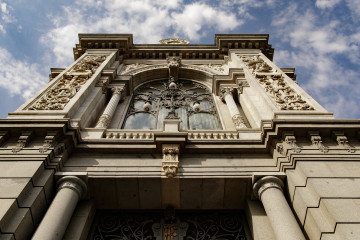 Archivo - Fachada del edificio del Banco de España situada en la confluencia del Paseo del Prado y la madrileña calle de Alcalá.