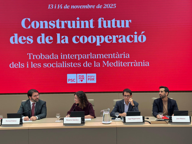 La vicesecretaria general del PSIB, Rosario Sánchez, y los líderes de los grupos parlamentarios socialistas de Baleares, Catalunya y la Comunidad Valenciana.