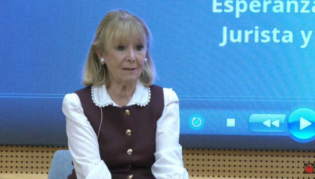 Esperanza Aguirre participa en el Foro La Región.