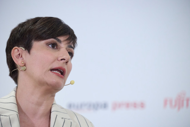 Archivo - La ministra de Vivienda, Isabel Rodríguez.