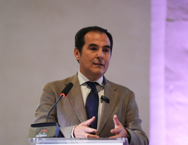 El consejero de justicia, administración Local y Función Pública de la Junta de Andalucía, José Antonio Nieto