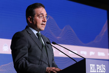 El ministro de Asuntos Exteriores, Unión Europea y Cooperación, José Manuel Albares, durante una intervención en un foro en The Palace Hotel, a 3 de noviembre de 2025, en Madrid (España).
