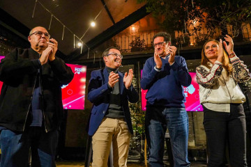 El candidato del PSOE a la Presidencia de la Junta de Extremadur, Miguel Ángel Gallardo, en un acto en Coria (Cáceres) junto al ministro para la Transformación Digital y de la Función Pública y s