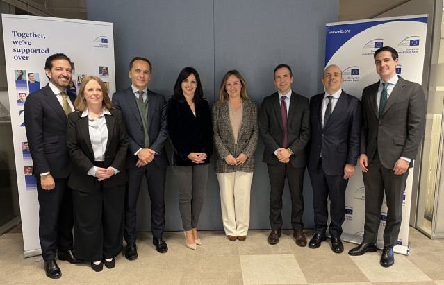 Christian López-Baillo (FEI), Alison Burney (FEI), Gabriele Todesca (FEI), María Romano (Grupo BEI), María Palanca (Ministerio de Economía, Comercio y Empresa), Jose Cabrita (FEI), David González (FEI), Ignacio Carrión (FEI).