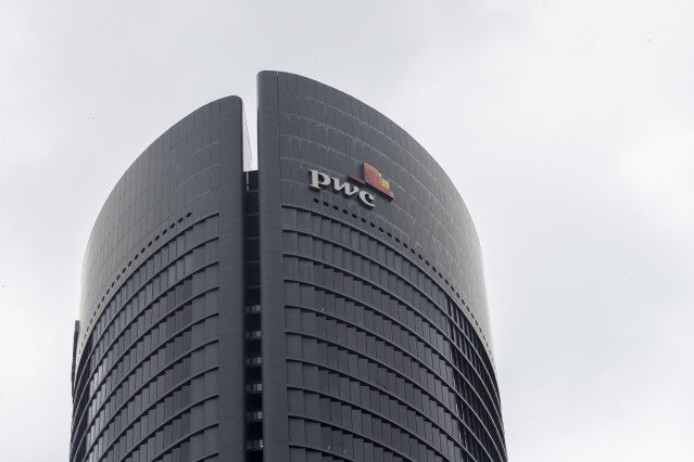 Archivo - Torre de PwC en España, en Madrid (España)