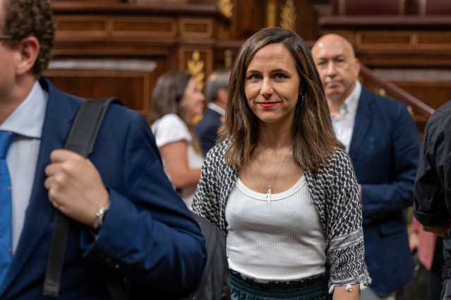 Archivo - La secretaria general de Podemos, Ione Belarra, durante una sesión plenaria extraordinaria, en el Congreso de los Diputados, a 22 de julio de 2025, en Madrid (España).