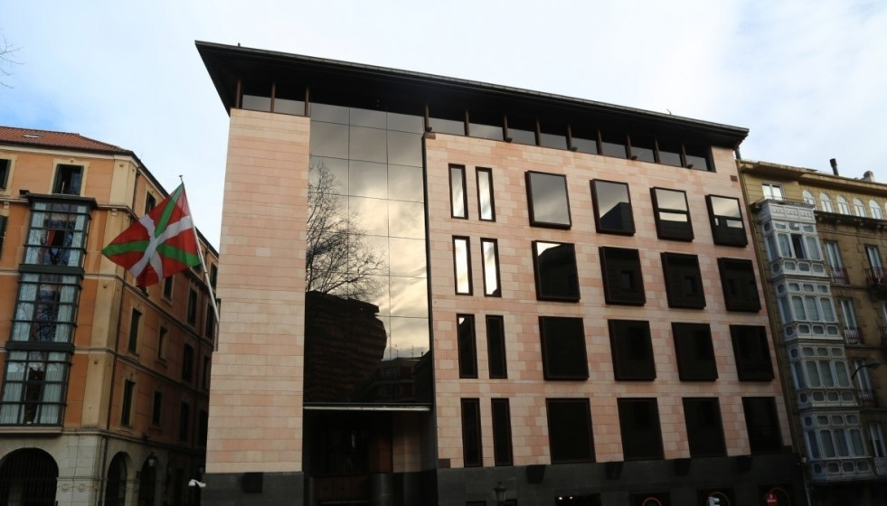 Archivo - La sede de Sabin Etxea del PNV en Bilbao