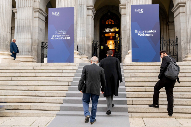 Entrada al Foro Latibex en el Palacio de la Bolsa, en Madrid (España), a 18 de noviembre de 2025.