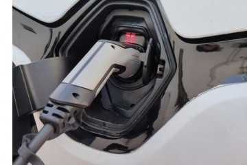 Archivo - Más de la mitad de los españoles elegiría un híbrido o híbrido enchufable, según Alphabet.