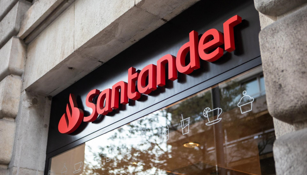 Archivo - Logo de Banco Santander