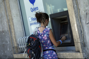 Archivo - Imagen de recurso de un cajero automático.