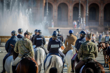 La Policía Nacional fortalece la colaboración de su Unidad de Caballería con otros cuerpos policiales internacionales