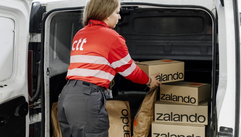 Archivo - CTT se convierte en el socio estratégico de Zalando para la entrega de pedidos en la Península Ibérica.