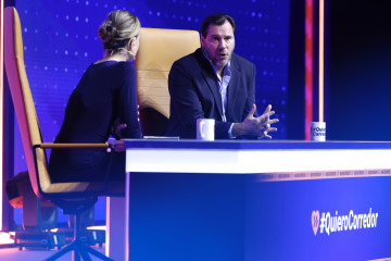 El ministro de Transportes, Óscar Puente, durante el Acto Empresarial #QuieroCorredor para reivindicar el Corredor Mediterráneo, celebrado en el Roig Arena de València