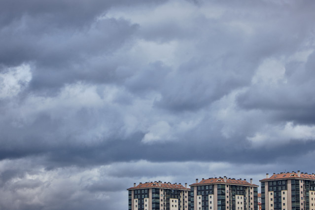 Archivo - Foto de recurso de edificios.
