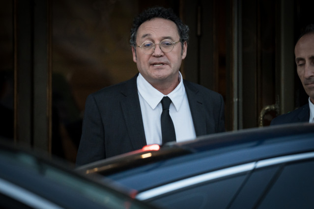 El fiscal general del Estado, Álvaro García Ortiz, a su salida del Tribunal Supremo, a 12 de noviembre de 2025, en Madrid (España). García Ortiz está acusado de un presunto delito de revelación de secretos contra Alberto González Amador, pareja de la pres
