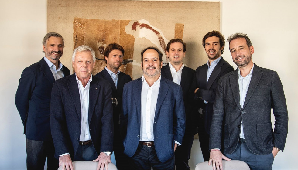 Aurica Capital avanza en su plan de transición con el nombramiento de cinco nuevos socios.