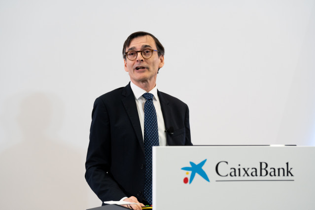 Archivo - El director de Planificación Estratégica y Estudios y Economista Jefe de CaixaBank, Enric Fernández, en una imagen de archivo.