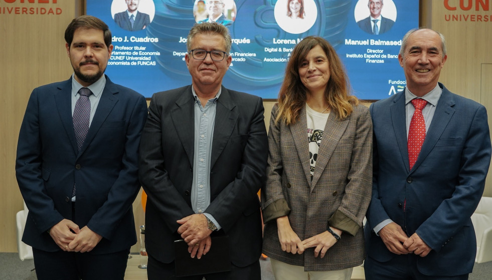 Expertos alertan de que Europa puede perder el liderazgo digital frente a EEUU por el avance de 'stablecoins'.