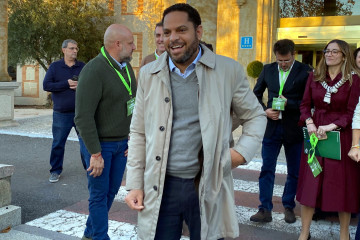 El secretario general de Vox, Ignacio Garriga, atiende a unas jornadas interparlamentarias del partido en Salamanca