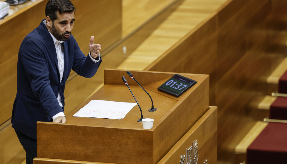 Archivo - El portavoz del PSOE en Les Corts, José Muñoz, en imagen de archivo