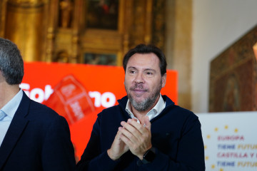 El ministro de Transportes y Movilidad Sostenible, Óscar Puente, durante la segunda jornada de la Escuela de Gobierno del PSOECyL, en el Palacio de Fonseca, a 22 de noviembre de 2025, en Salamanca, C