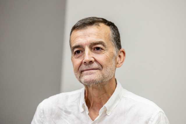 Archivo - El coordinador federal de IU, Antonio Maíllo, durante una entrevista para Europa Press, a 7 de agosto de 2025, en Madrid (España).