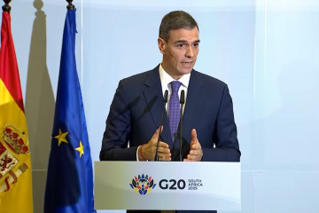 El presidente del Gobierno, Pedro Sánchez, en rueda de prensa tras la cumbre del G20 en Johannesburgo, el 23 de noviembre de 2025.