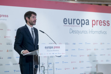 El ministro de Cultura, Ernest Urtasun, durante un desayuno informativo organizado por Europa Press, en el Hyatt Regency Hesperia Madrid, a 24 de noviembre de 2025, en Madrid (España).
