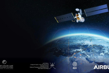 Archivo - Satélite OneSat de Airbus