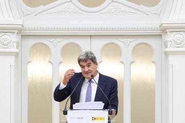 El gobernador del Banco de España, José Luis Escrivá, interviene durante una intervención en la sede del Banco de España, a 31 de octubre de 2025, en Madrid (España).