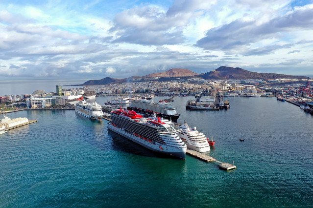 Archivo - Cruceros en el Puerto de Las Palmas.