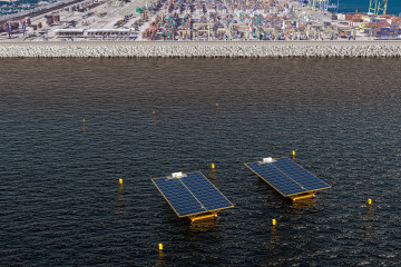 Naturgy impulsa un proyecto pionero en España de fotovoltaica flotante en mar abierto
