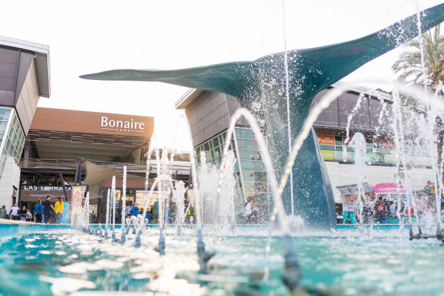 Archivo - Centro comercial Bonaire, en Valencia