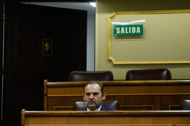 El diputado José Luis Ábalos, durante un pleno del Congreso de los Diputados