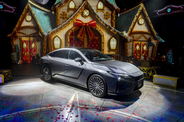 Presentación de la octava generación del nuevo Lexus ES, en IFEMA Madrid, a 27 de noviembre de 2025, en Madrid (España).