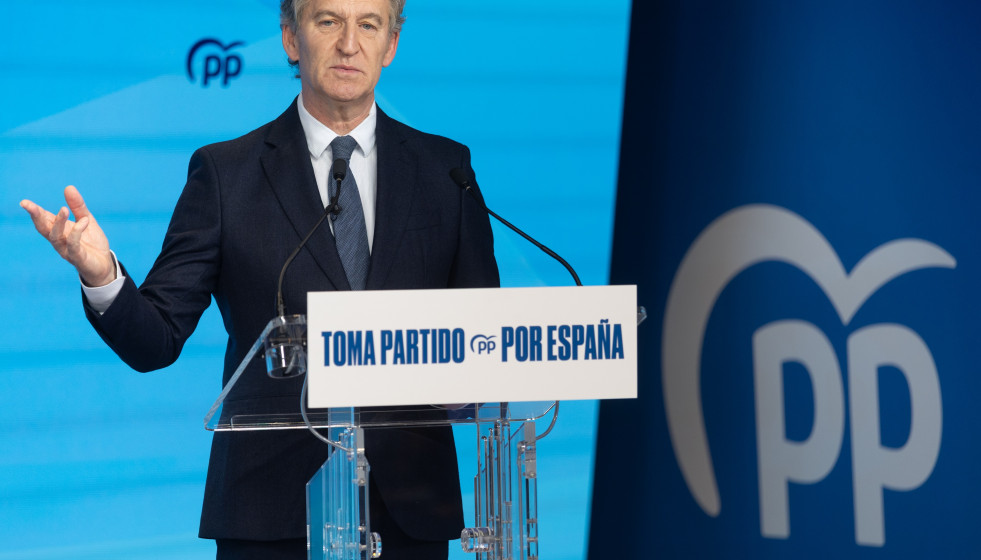 El presidente del Partido Popular, Alberto Núñez Feijóo, durante un acto en la sede nacional del PP.