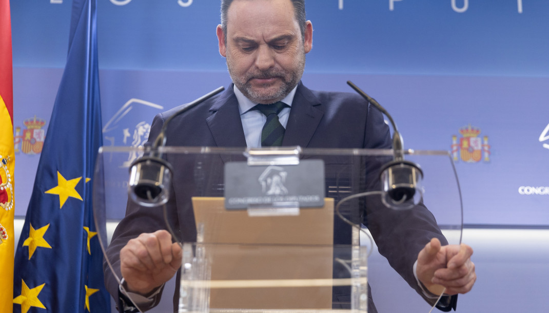 Archivo - El exministro de Transportes y diputado del PSOE, José Luis Ábalos, durante una rueda de prensa, en el Congreso de los Diputados, a 27 de febrero de 2024, en Madrid (España).