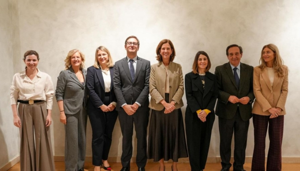 Representantes de las patronales bancarias en una jornada para abordar la contribución del sector bancario y pedir una simplificación regulatoria, a 27 de noviembre de 2025 en Madrid (España).