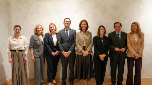 Representantes de las patronales bancarias en una jornada para abordar la contribución del sector bancario y pedir una simplificación regulatoria, a 27 de noviembre de 2025 en Madrid (España).