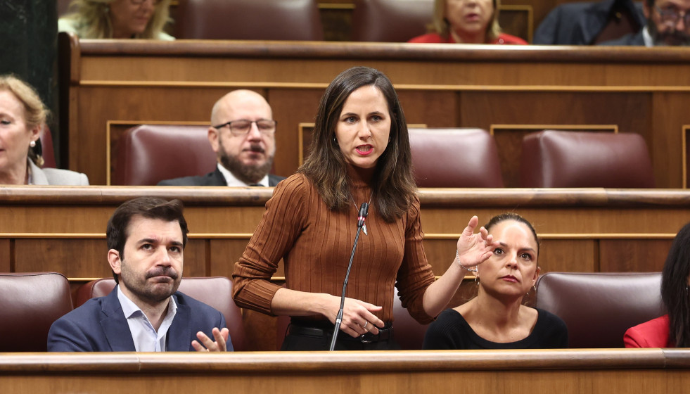 Archivo - La secretaria general de Podemos, Ione Belarra, durante una sesión de control, en el Congreso de los Diputados, a 29 de octubre de 2025, en Madrid (España).