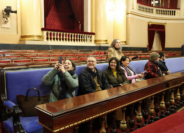 Visitantes durante la primera jornada de Puertas Abiertas del Senado, a 28 de noviembre de 2025, en Madrid (España).