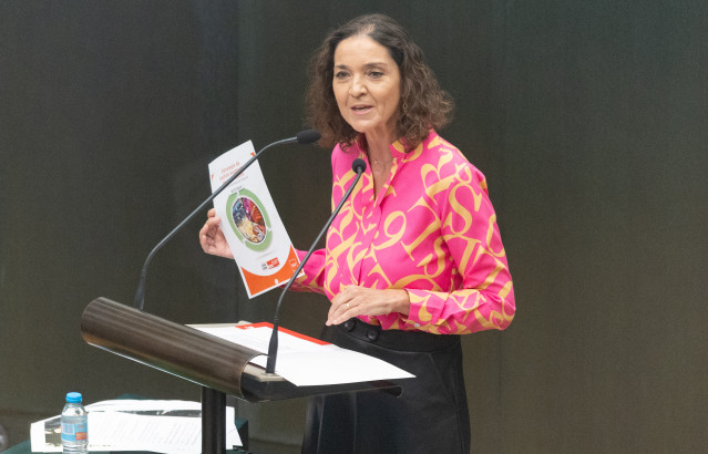 Archivo - La portavoz del PSOE en el Ayuntamiento de Madrid, Reyes Maroto, interviene durante una sesión ordinaria del Pleno del Ayuntamiento de Madrid, en el Palacio de Cibeles, a 28 de octubre de 2025, en Madrid (España).