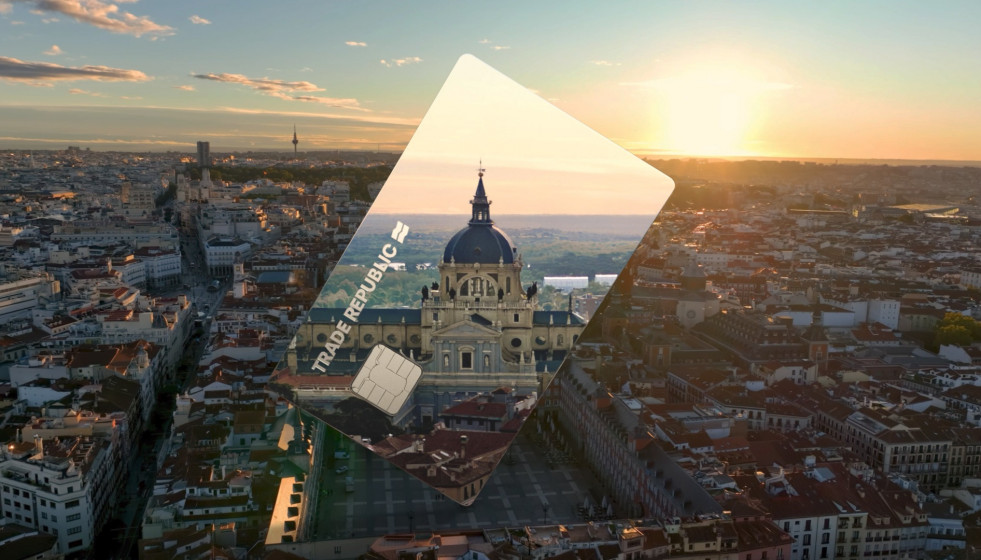 Archivo - Recurso de Trade Republic sobre el 'skyline' de Madrid (España).