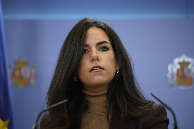 La portavoz de Vox en el Congreso, Pepa Millán, durante una rueda de prensa en el Congreso de los Diputados, a 2 de diciembre de 2025, en Madrid (España).