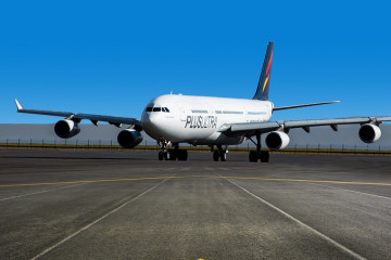 Archivo - Avión de Plus Ultra.